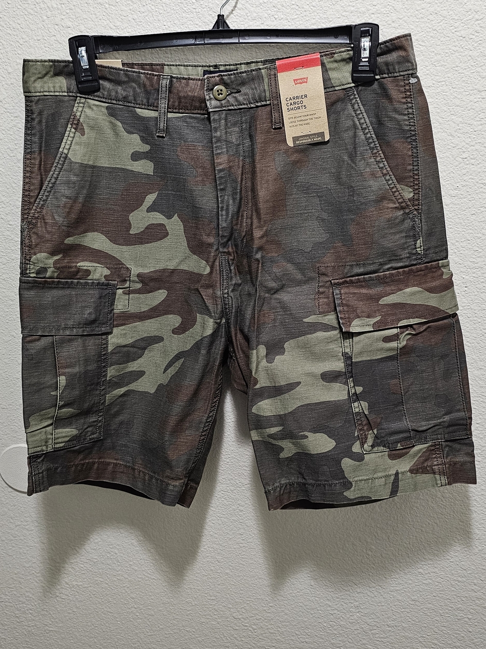 Levi's Men's Camo Cargo Shorts - Olive & Brown